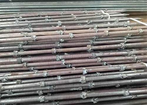 四平隧道钢花管